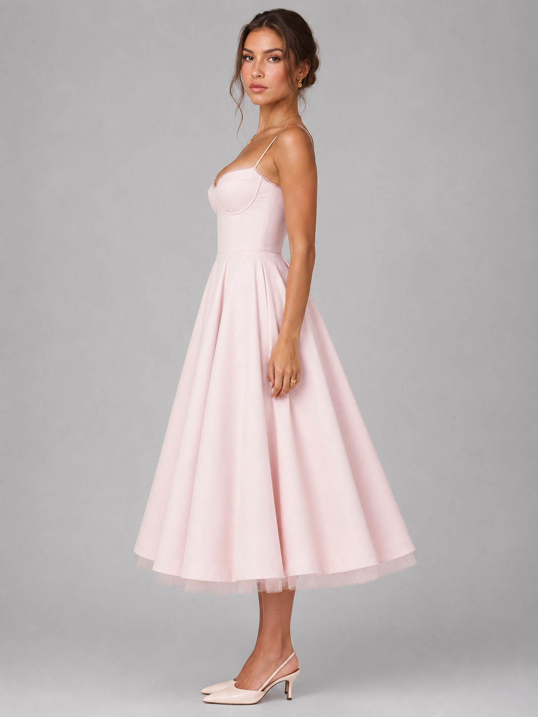 Cocktailkleid mit schmalen Trägern und weitem Glockenrock - Rosa